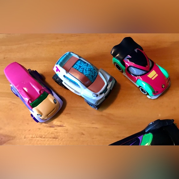 Lot MATTEL Character Cars Teen Titans Go Spongebob Plankton Maleficent Vehicles - Picture 8 of 14